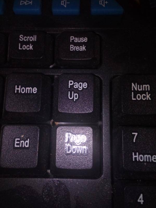 Что такое scroll lock на клавиатуре. Скролл лок клавиша. Scroll Lock на ноутбуке асус. Кнопка Pause Break. Кнопка Break на клавиатуре.