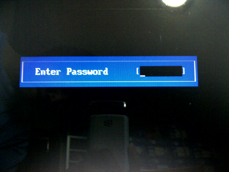 Пароль для входа в ноутбук. Биос enter password. BIOS требует пароль. Просит пароль при входе в биос. Окно enter password.